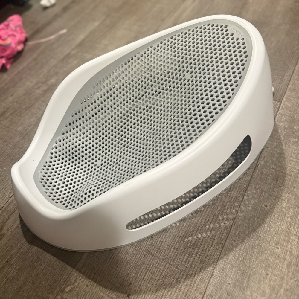 White Baby Bath Support